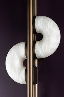 applique dolly laiton albatre maison pouenat humbert et poyet